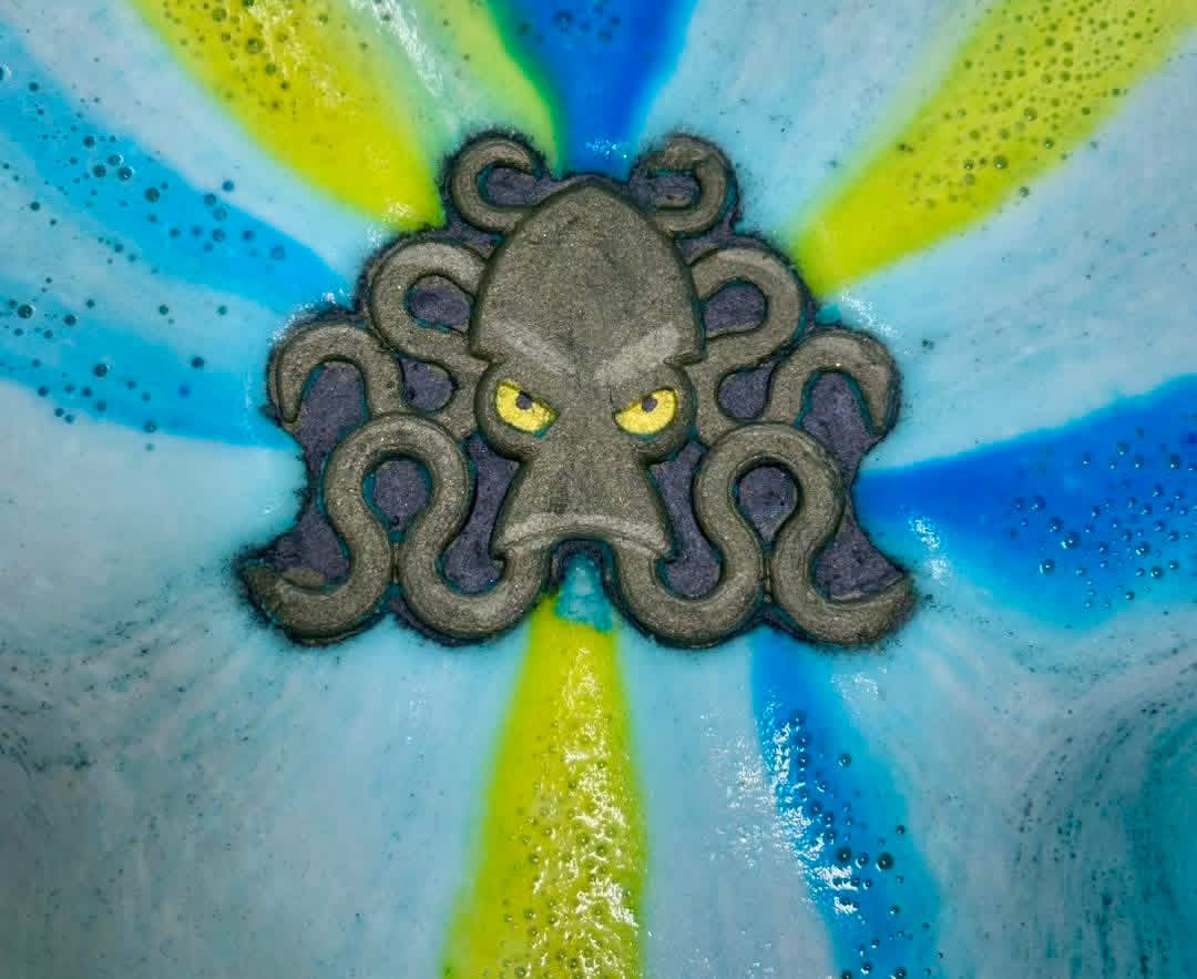 The Kraken Bath Bomb w/Embeds